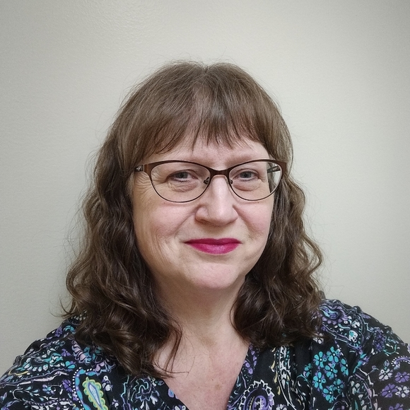 Meet your Posher, Karen - Picture 1 of 1